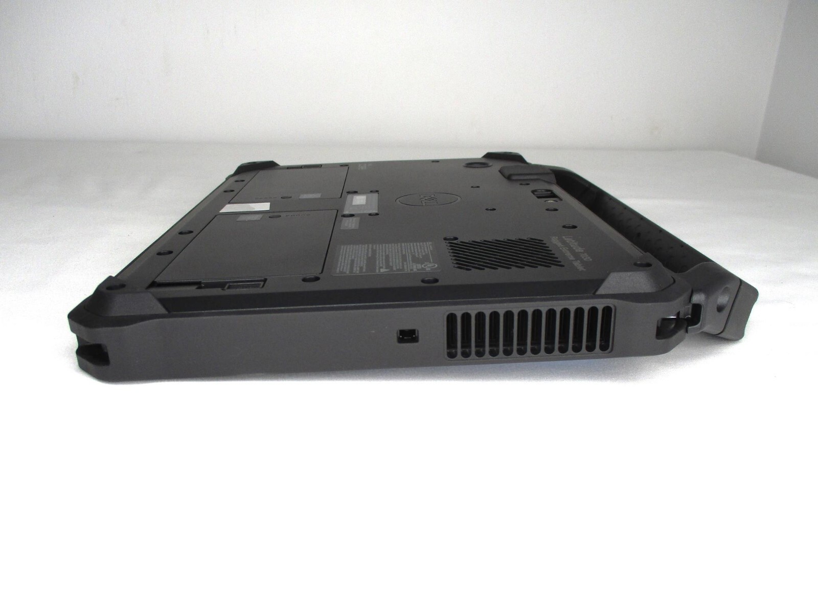 Dell Latitude 7030 Rugged Extreme Tablet 10.1″ i7-1260U 32GB 256GB Wi-Fi BT GPS