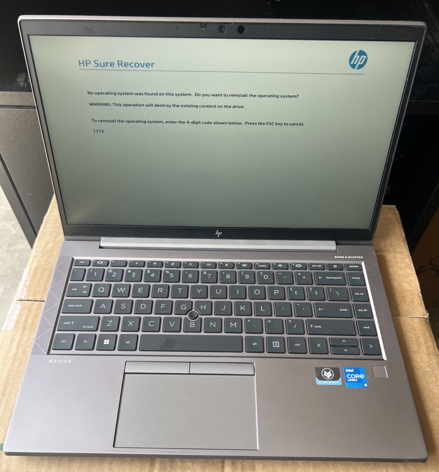 HP Zbook Firefly 14 G8 Core i5-1145G7 2.60GHz 16GB RAM 256GB SSD***No OS