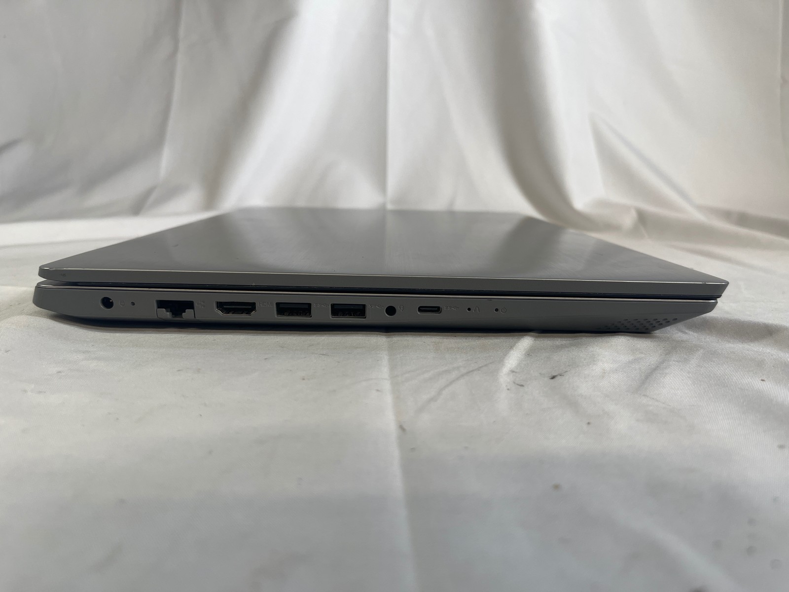 Lenovo IdeaPad L340-15API AMD Ryzen 3 None No Drive 15.6″ FOR PARTS/REPAIR