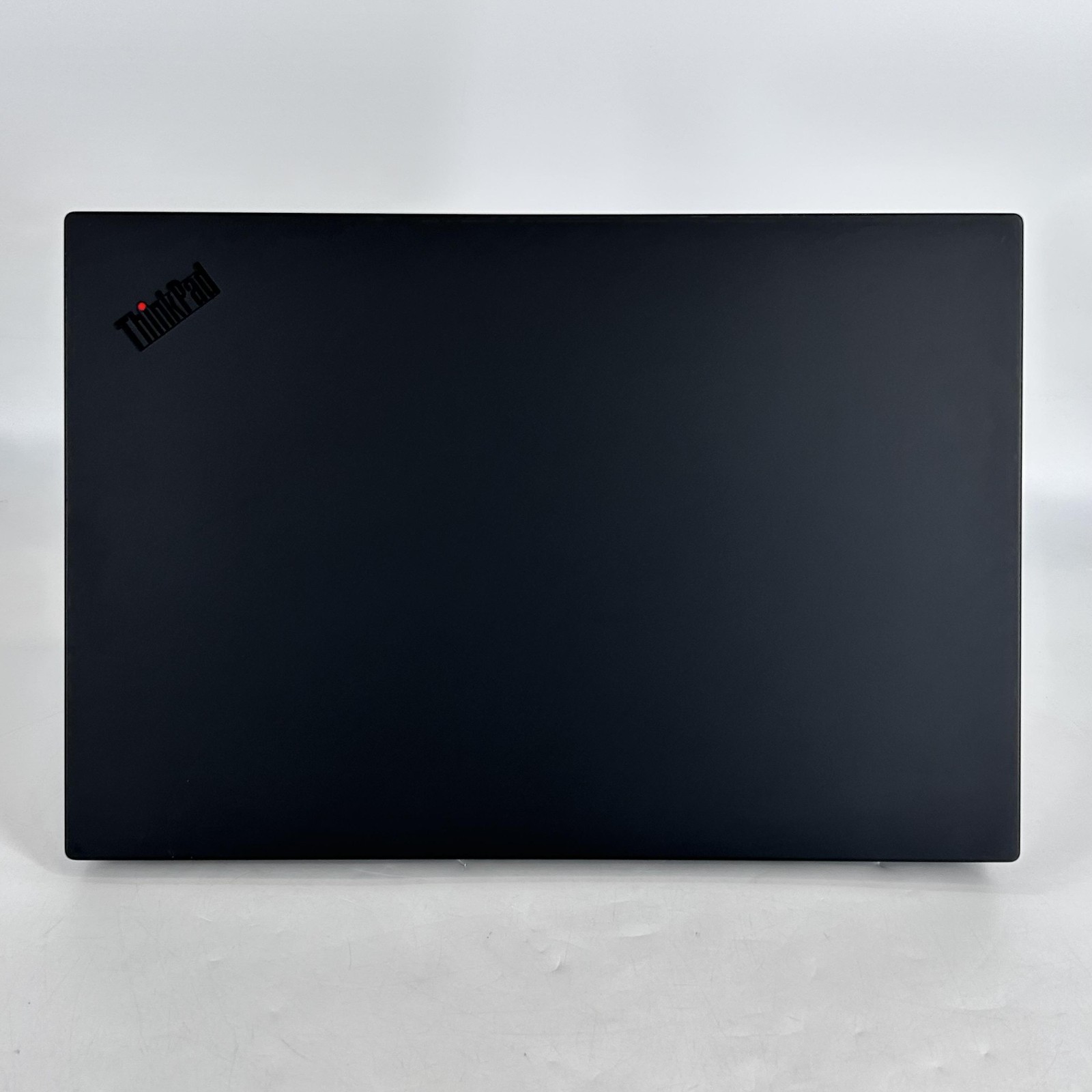 Lenovo ThinkPad P1 Gen 3 15 FHD i7-10750H 2.60GHz 32GB 512GB Quadro T2000 Max-Q