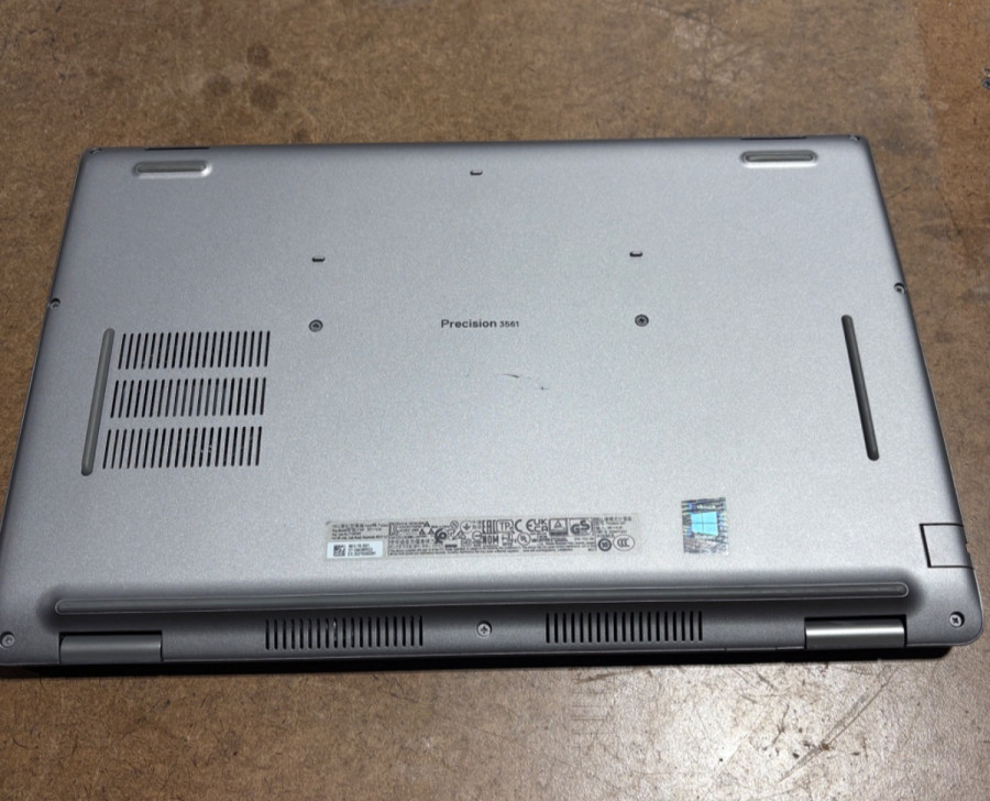 Dell Precision 3561 15.6″ i7-11850H 16GB RAM 256GB SSD FHD No Charger/No OS