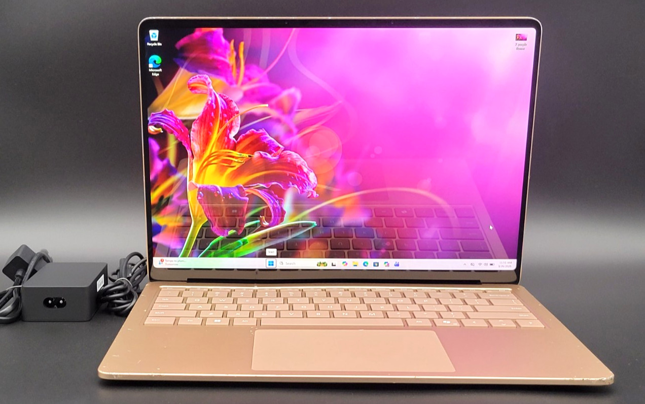 Microsoft Surface Laptop 7 13″ Copilot+ PC Snapdragon X Plus 16GB 512GB SSD Read