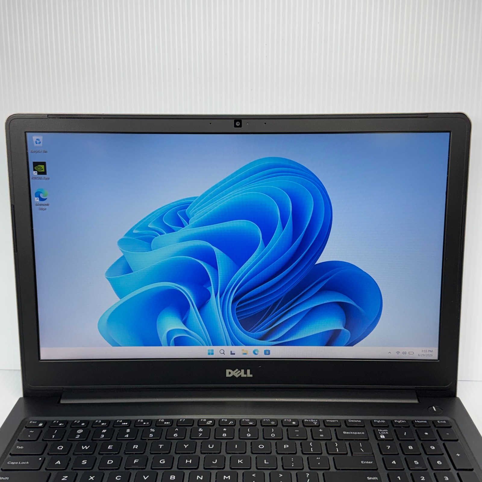 Dell Vostro 5568 i7-7500U 15.6″ Windows 11 Pro Laptop 256GB SSD 16GB *SEE PICS