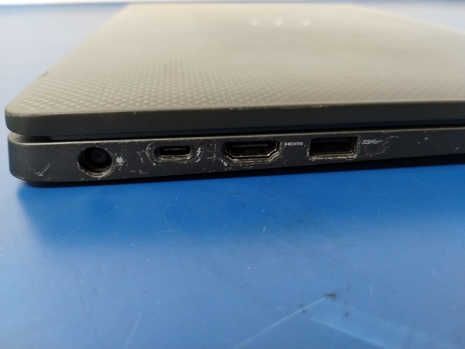 DELL LATITUDE 7400, Intel Core i7-8665U, 1.90 GHz, 20 GB RAM, 256 GB M.2