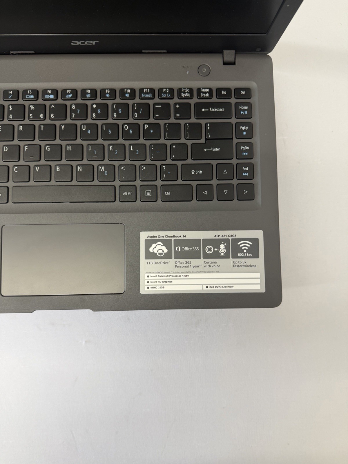 HP Pavillion 15-ab223cl Laptop – Good Screen – Intel i5-5200U – Read Des