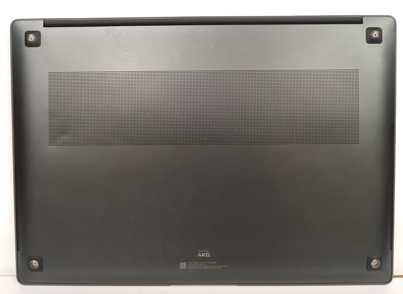 Samsung Galaxy Book3 Ultra 16” (1TB SSD, i9-13900H, 32GB RAM, RTX 4070) – FF!