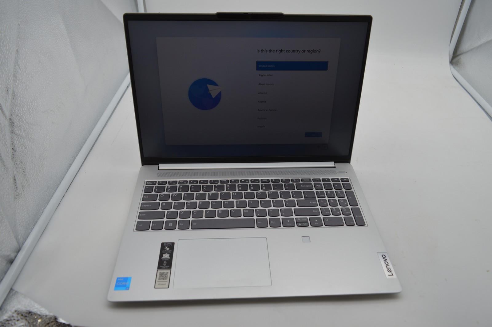 Lenovo IdeaPad Slim 5 16″ Laptop Core i5-1335U 8GB RAM 512GB SSD PC1700983