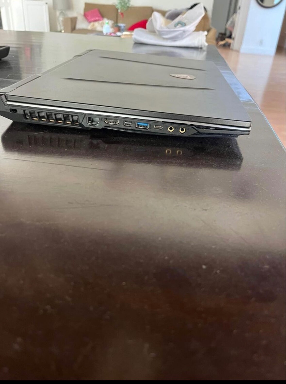 MSI GP75 Leopard 10SFK 17.3” RTX 2070 (512GB SSD+added2t, Intel i7 10th Gen.)