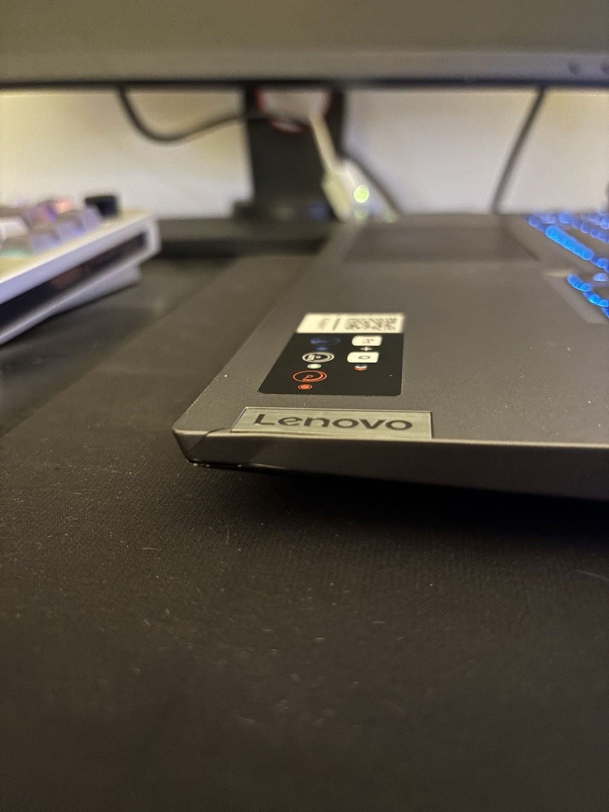 Lenovo Legion 5 Pro 16IAH7H 16in Core i7 NVIDIA RTX 3079 1TB SSD 16GB RAM