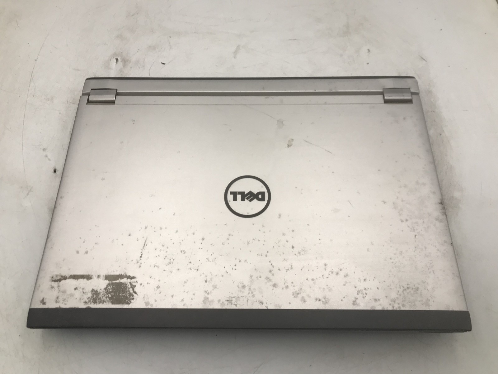 DELL LATITUDE 3330 – BOOTS TO BIOS/BAD LCD – INTEL I3 2375 – 4GB RAM – READ – BB