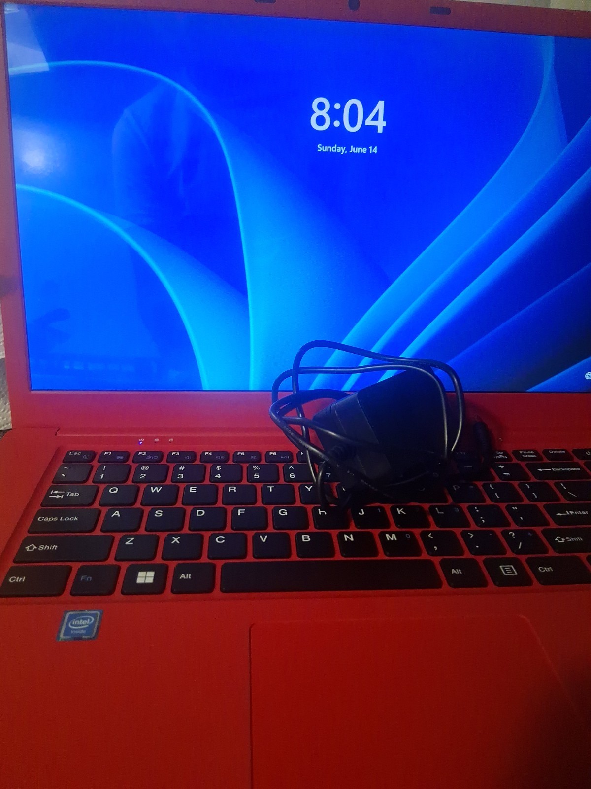 EVOO Ultra Thin 14in Red Laptop Intel Pentium 8GB 1tb eMMC Win 11
