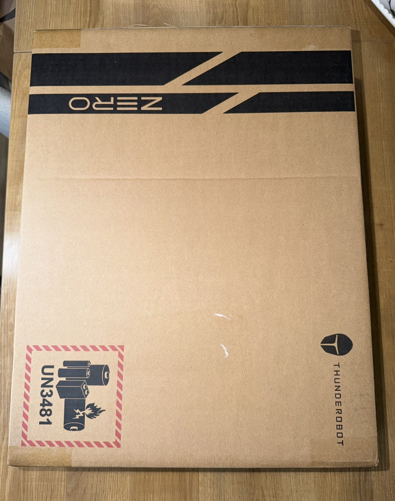 “New” Thunderobot Zero 18 Pro-Rtx5080-Ultra9 275HX-64Gb ram-2TBssd-18” 240hz