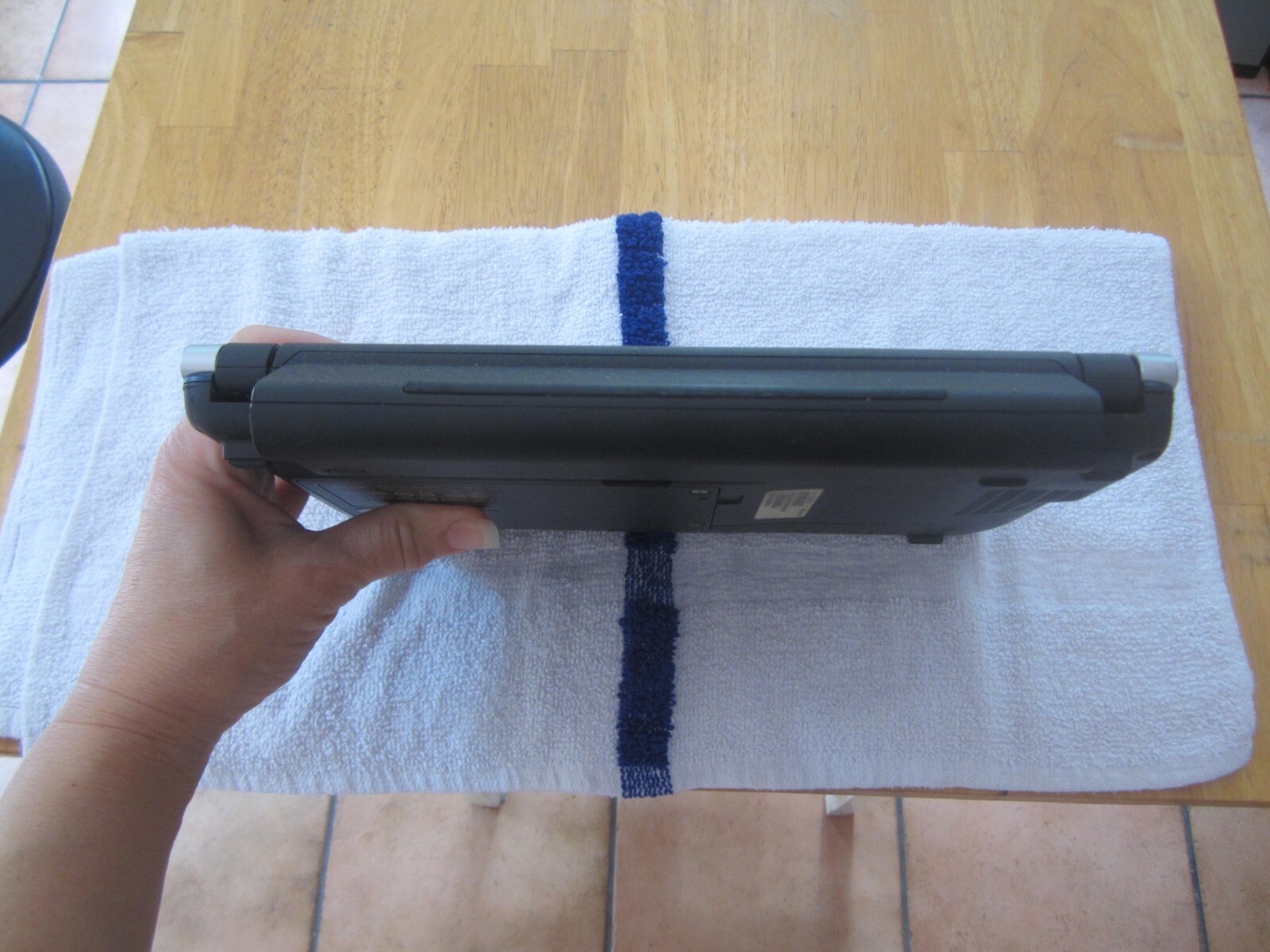 BLUE Acer Aspire One D150-1165 Laptop 1GBRAM 160GBHD GOOD SCREEN NoCORD – WORKS