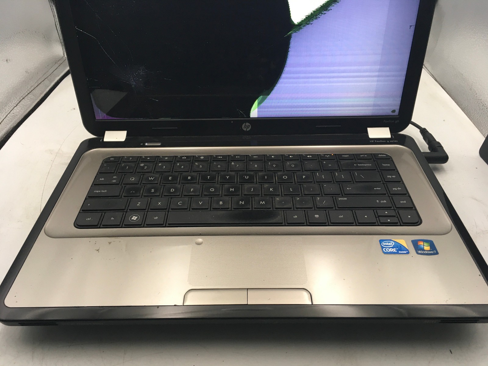 HP PAVILION G6 1A75DX – FOR PARTS/BROKEN LCD – INTEL i3-380M – NO RAM – READ -BB