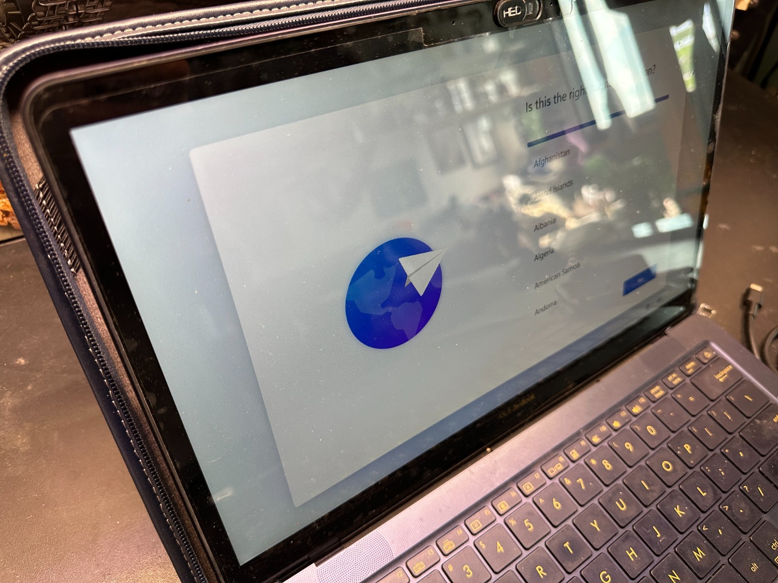 ASUS ZenBook 3 UX490UAR – Intel Core i7-8550U 1.8GHz 500GB SSD, 16GB RAM