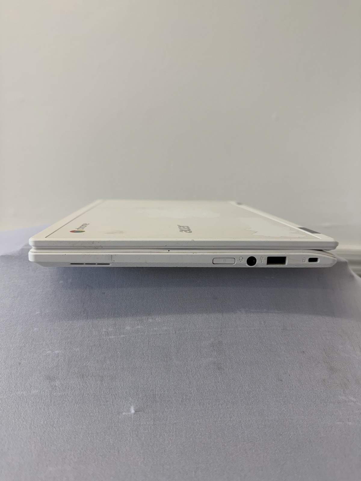 Acer Chromebook R11 CB5 132T Laptop – Good Screen – Intel Celeron N3060-Read Des