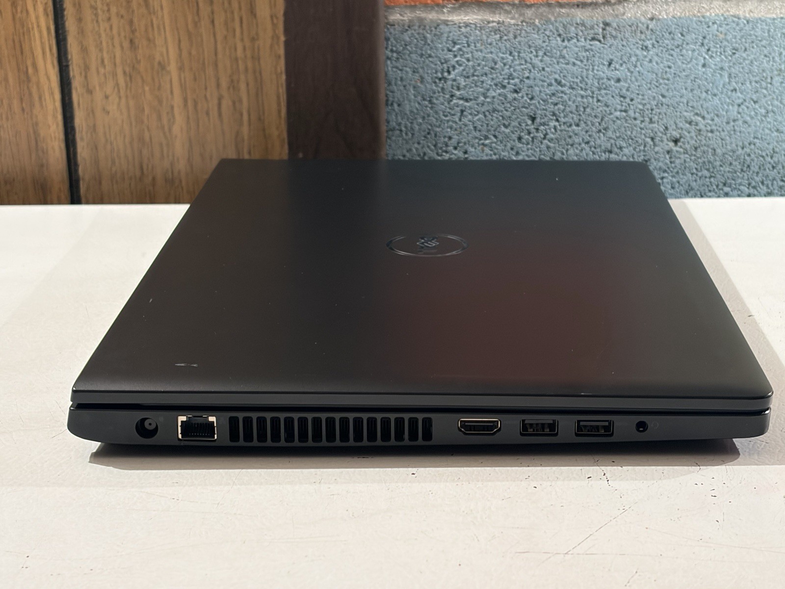 DELL LATITUDE 3570 15.6” HD INTEL i5-6200U 16GB RAM 250GB SSD WINDOWS 11 PRO