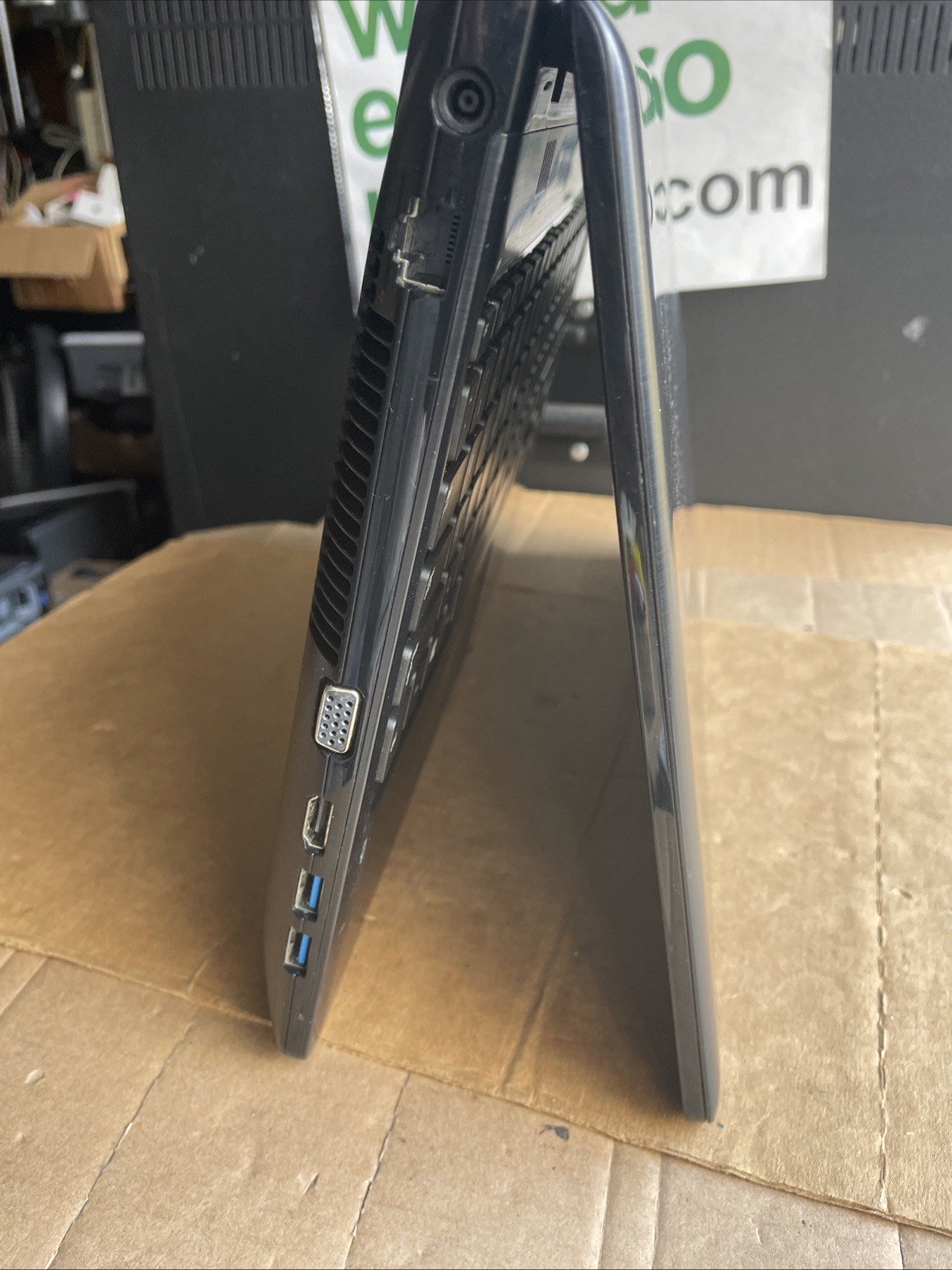 Samsung 365E Laptop NP365E5C-S03US *FOR PARTS*