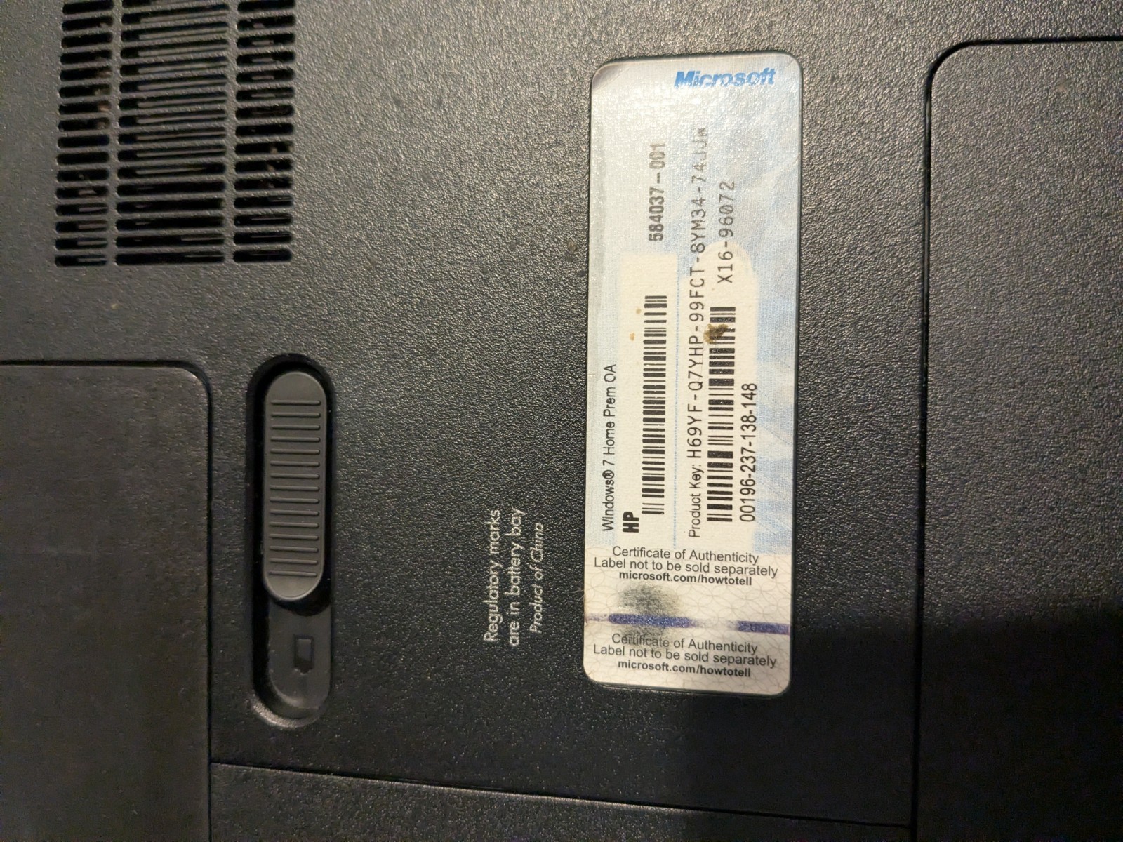 HP 2000 Notebook Laptop 15″ AMD E-450 1.65GHz 8GB RAM Win 7 Black