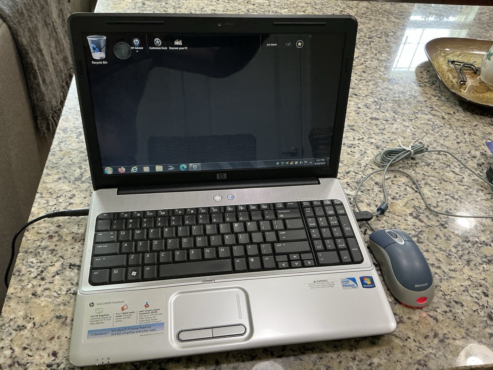 HP G60 549DX Notebook Windows 7 Home Premium 15.6” Screen Works AS IS