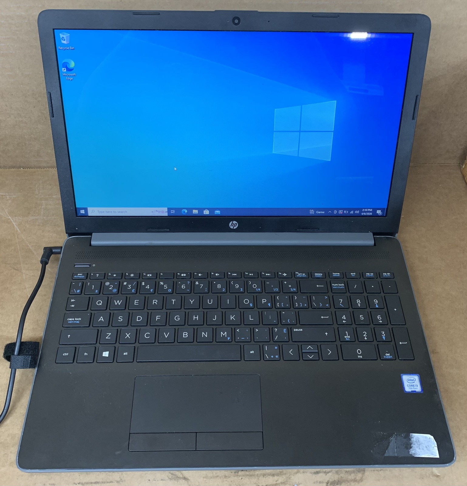 HP Laptop 15-da0xxx 15 Intel Core i3-7200U@2.30GHz 8GB RAM 256GB SSD WIN 10P