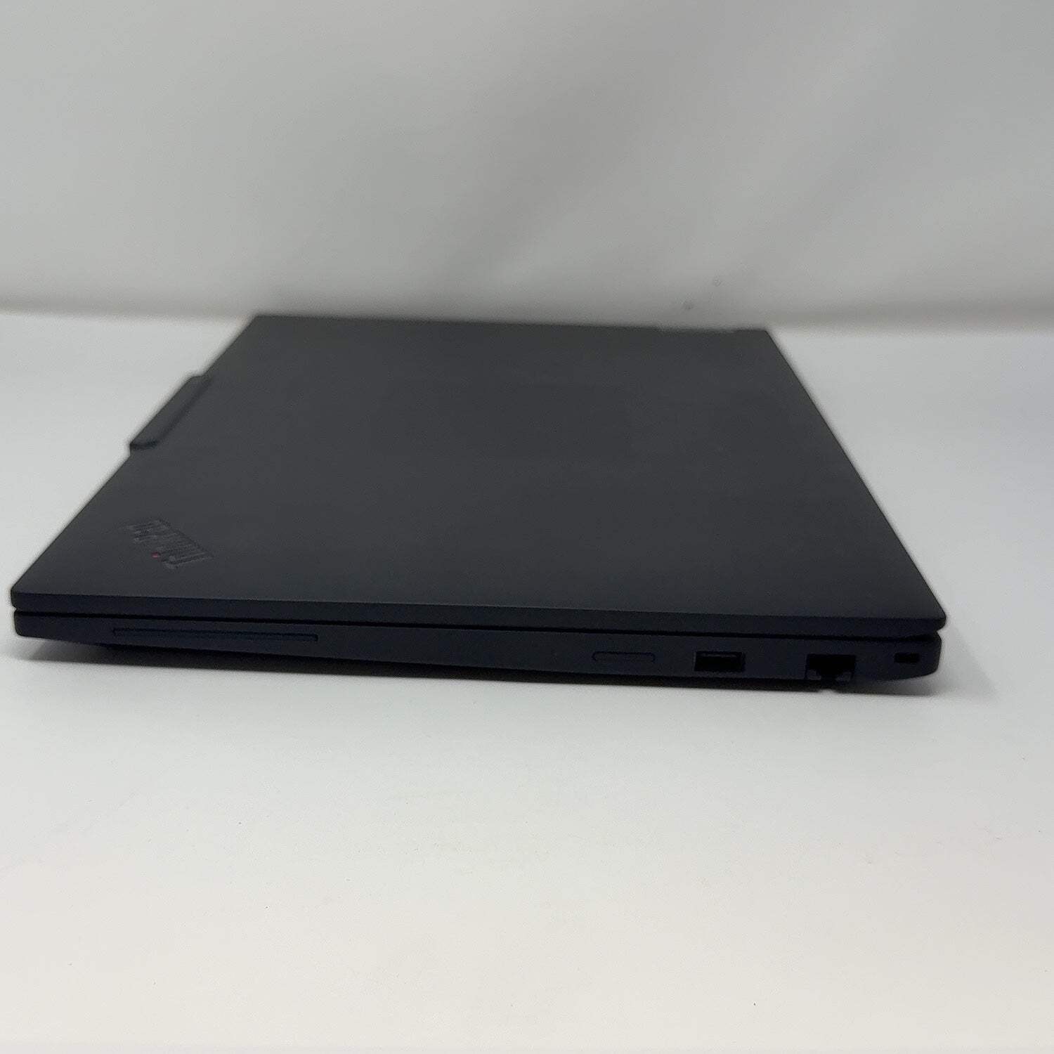 Lenovo ThinkPad P16s Gen 4 16″ Ryzen AI 7 PRO 350 2.0GHz 32GB RAM 1TB SSD