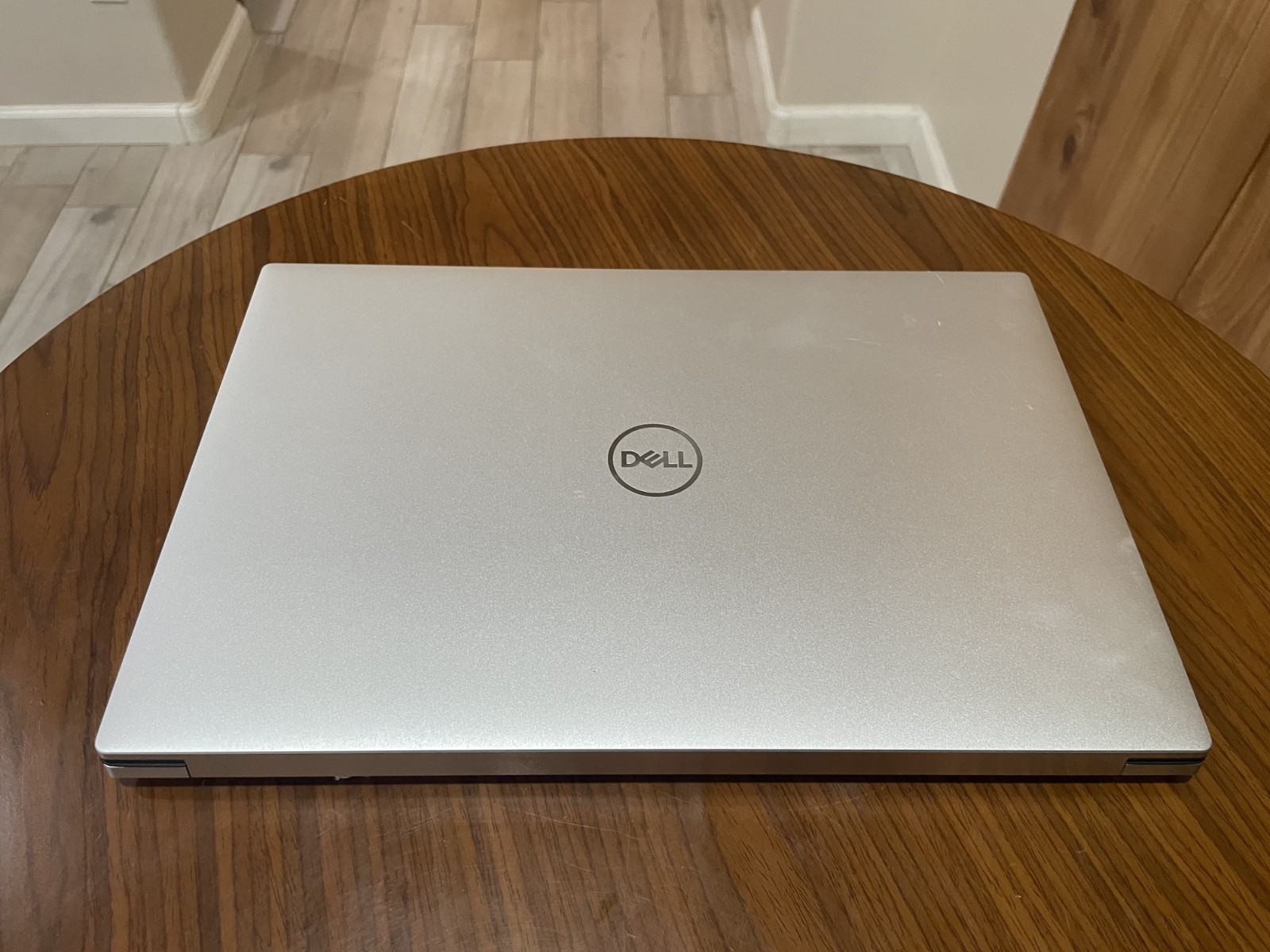 Dell XPS 15 9530 3.5K OLED Touch i7-13700H 32GB 1TB SSD RTX 4050 – 100% Battery