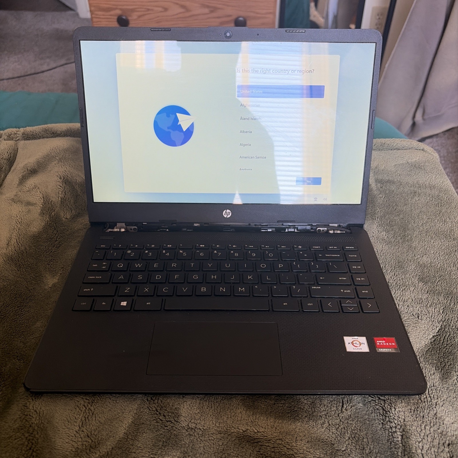 HP Notebook 14-FQ0XXX Laptop AMD ATHLON SILVER 3050U 2.3GHz 4GB 128GB SSD W11P