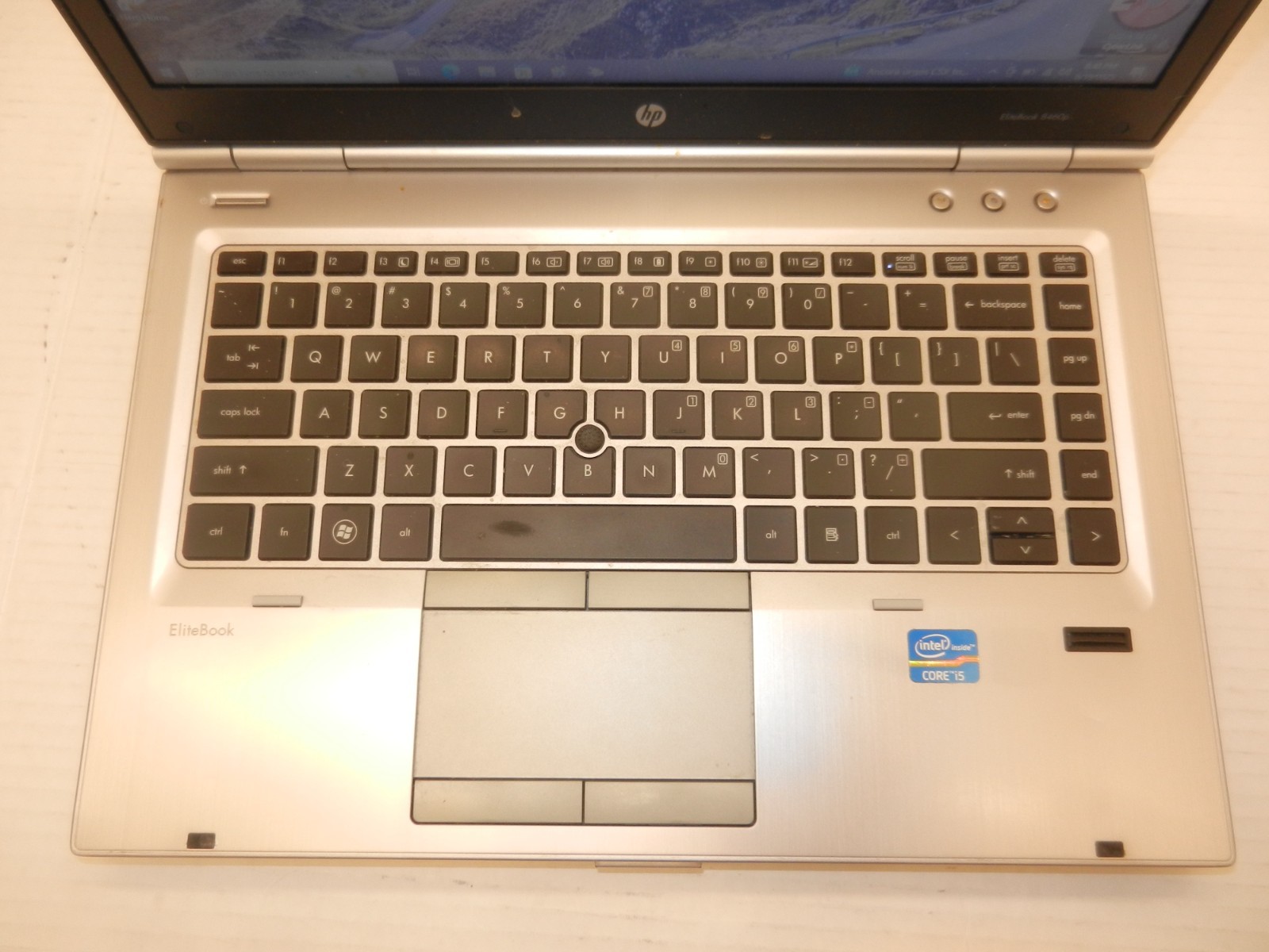 HP ELITEBOOK 8460P 14″ CORE i5-2450M@2.5GHz 4GB RAM 256GB SSD WINDOWS 10