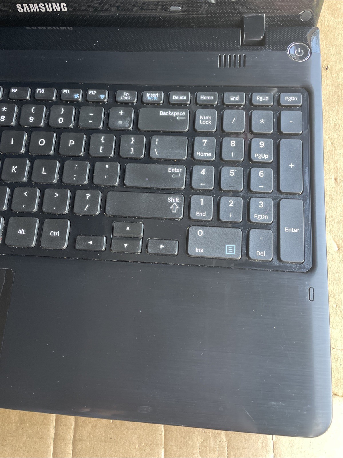 Samsung 365E Laptop NP365E5C-S03US *FOR PARTS*