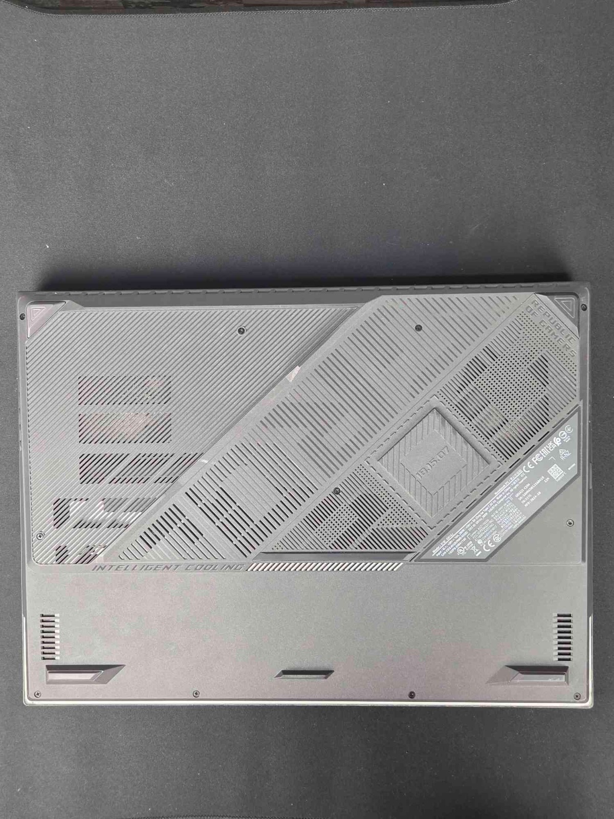 ASUS ROG Strix G18 G814J – i9-13980HX,4070 GPU Gaming Laptop (Refurbed)