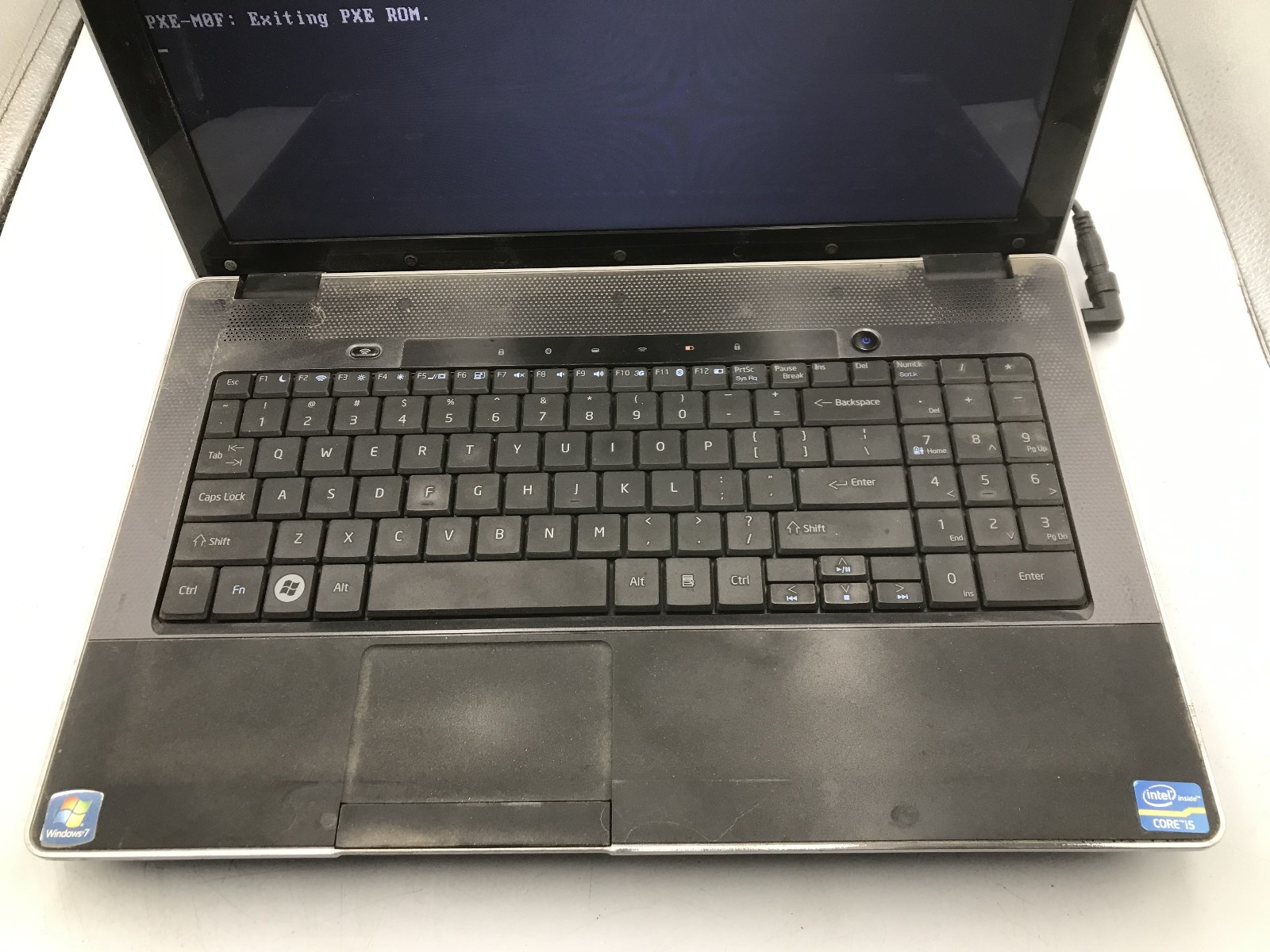 NEXLINK SP15RR UMA – BOOTS TO BIOS – INTEL I5 2410M – 2GB RAM – READ DESCRIP -BB
