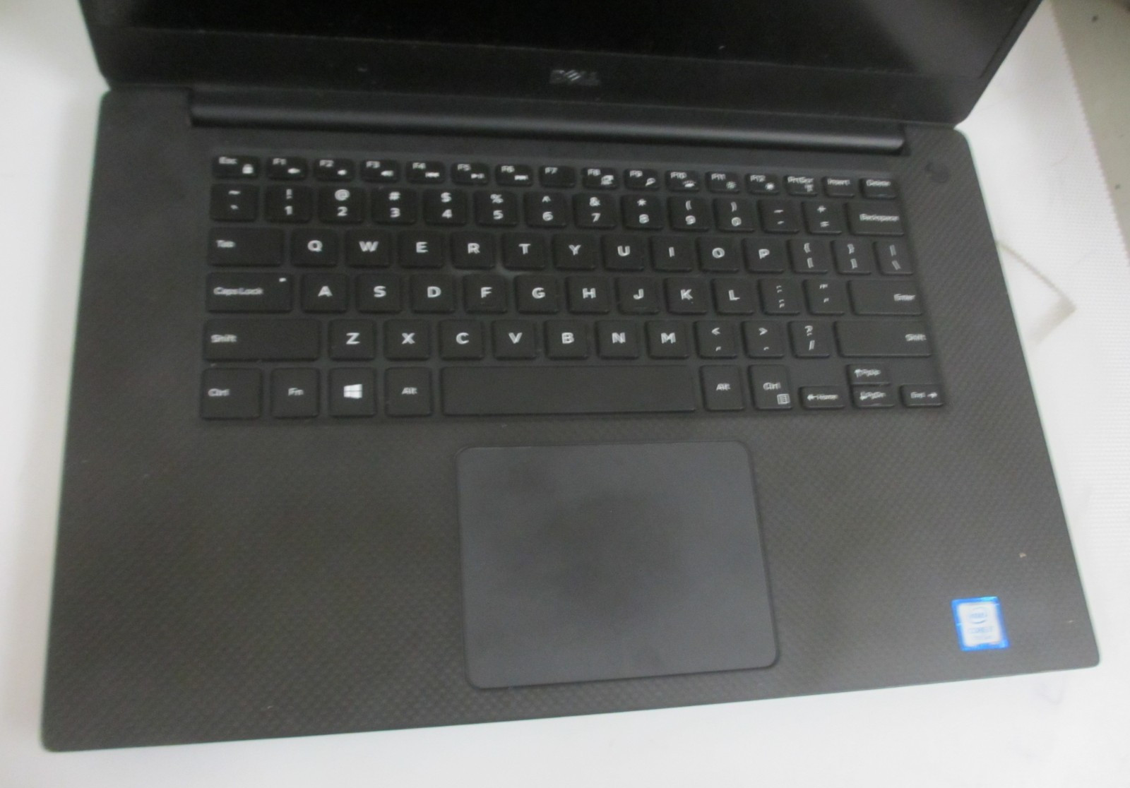 Dell XPS 15 9560 i7-7700U 2.80GHz 16GB 240GB M2SSD NOOS LAPTOP + AC READ