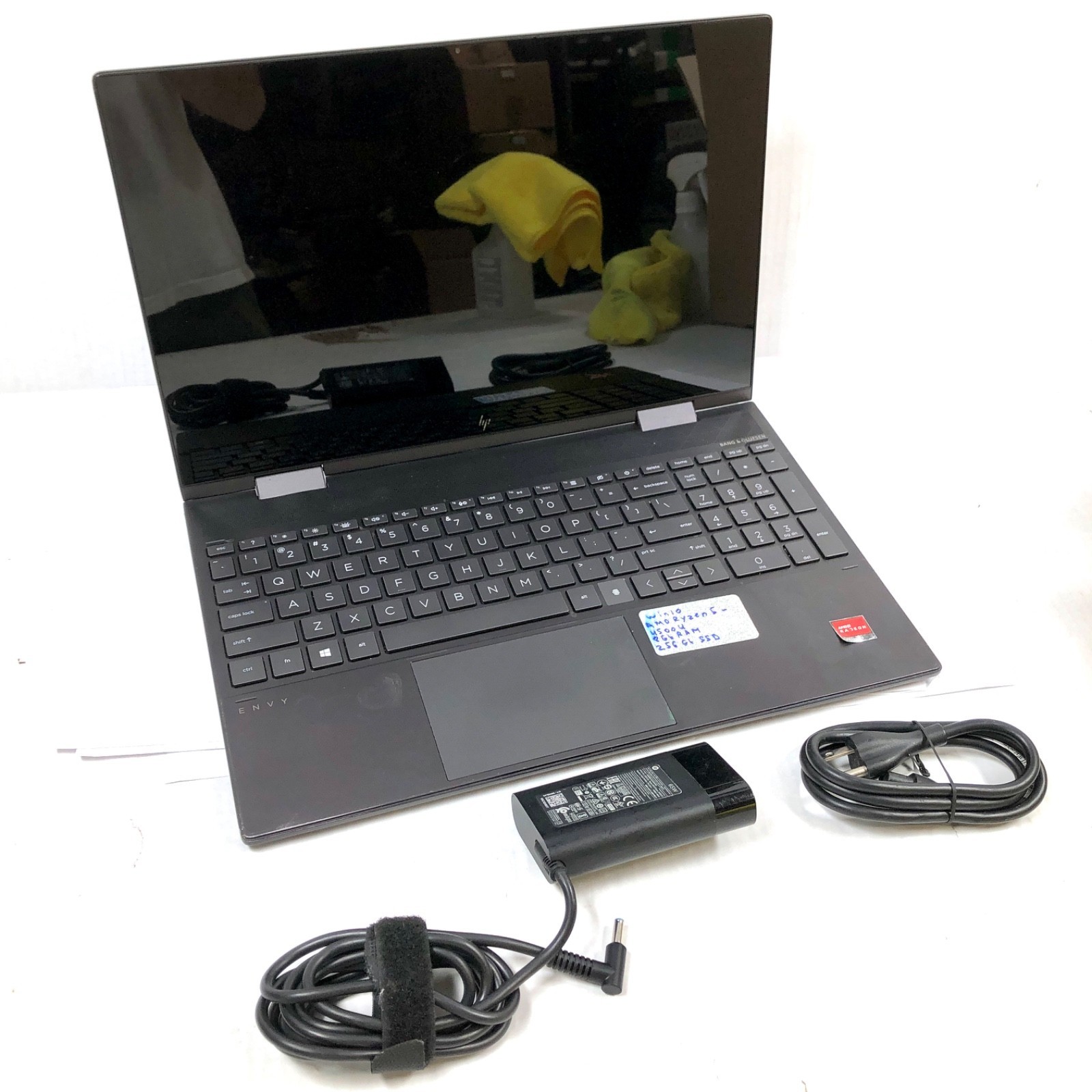 HP ENVY 15M-EE0013DX | AMD RYZEN 5 4500U | 256GB | 8GB | Win 10