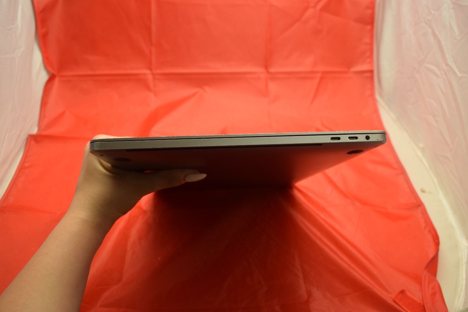 2019 Apple MacBook Pro A2141 16″ Core i7 2.60GHz 32GB DDR4 1TB SSD macOS Tahoe