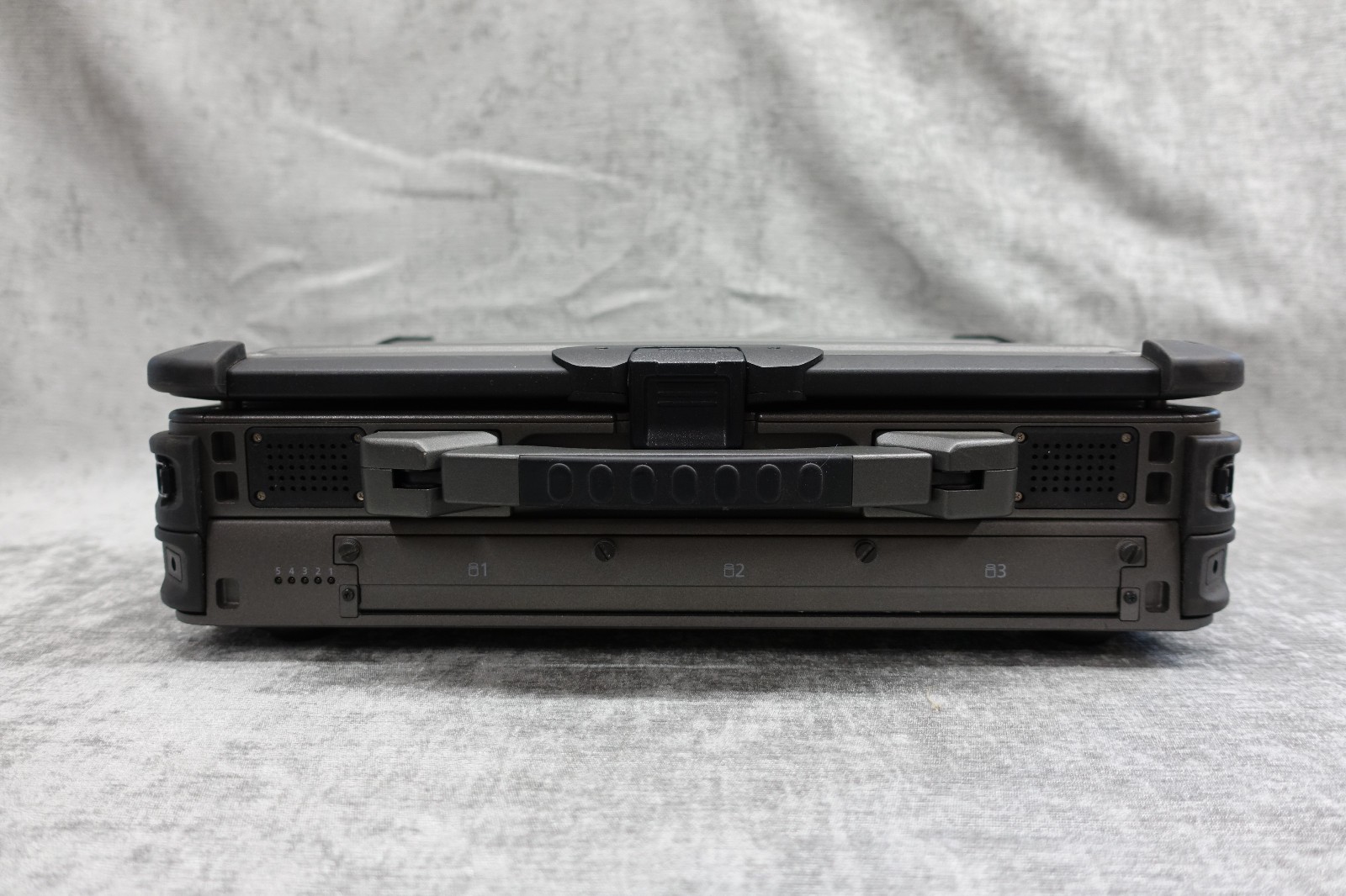 Rare GETAC X500 G2 Rugged Mobile Laptop / Server X500 i7 32gb Ram holds 6 HDD’S