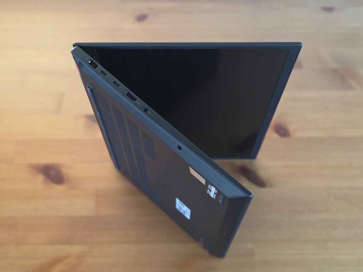 Lenovo ThinkPad X1 Extreme Gen 4 i7-11850H 16″ 4K 3840×2400 32GB NVIDIA RTX 3050