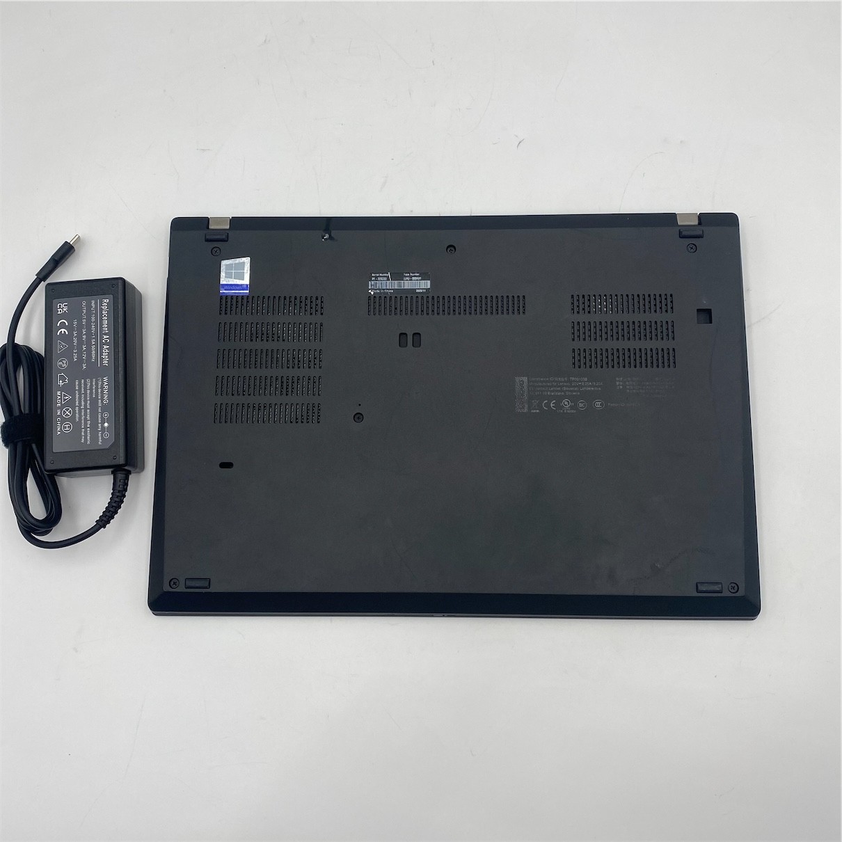 Lenovo Thinkpad T495 Ryzen 5 3500U 8GB RAM 256GB SSD Batt: 79%