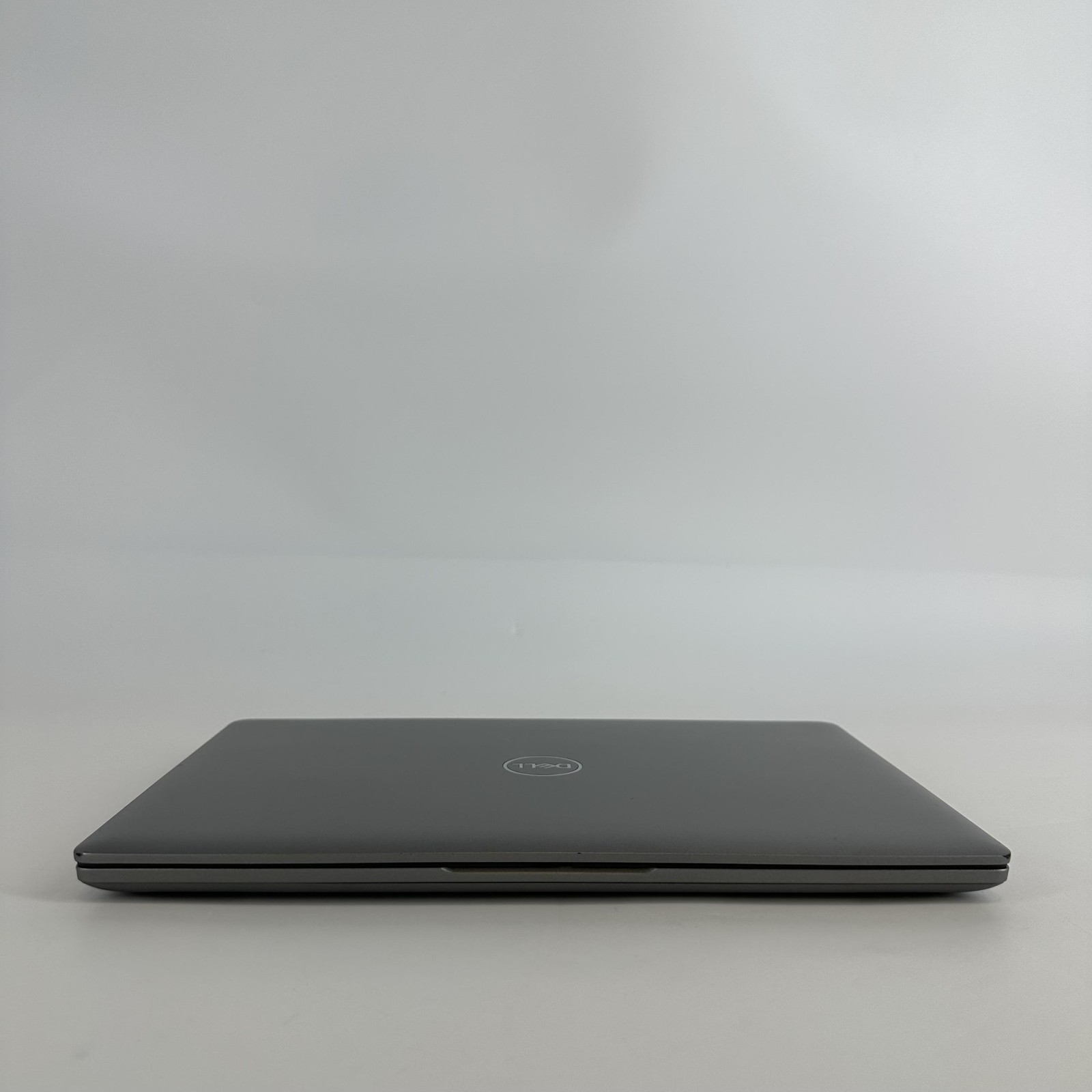 Dell Latitude 5440 14 Gray FHD TOUCH 1.8 GHz i7-1365U 16GB 512GB SSD Very Good
