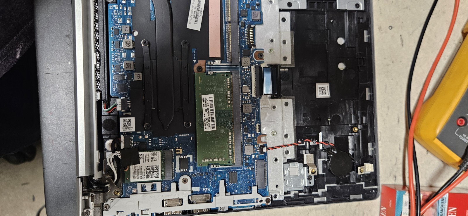 HP: ProBook: 450 G10: i7 13th Gen: 4GB RAM: FOR PARTS