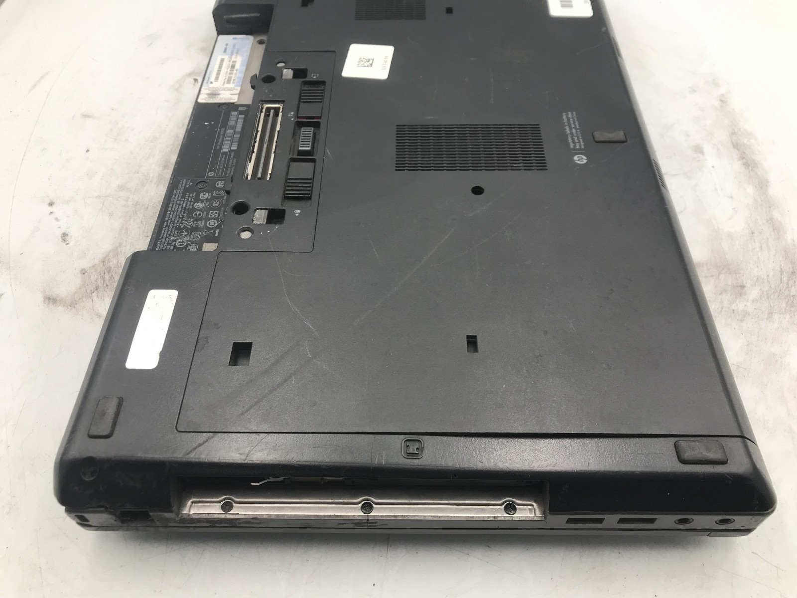 HP PROBOOK 6560B – FOR PARTS/NO POWER – INTEL I5 2ND GEN – 4GB RAM -READ DESC-BB