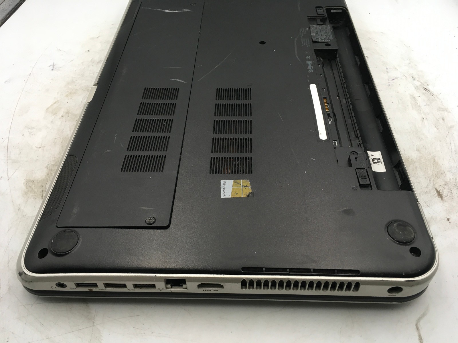 DELL INSPIRON 5735 – BOOTS TO BIOS – AMD A8 5545M – NO RAM -READ DESCRIPTION- BB