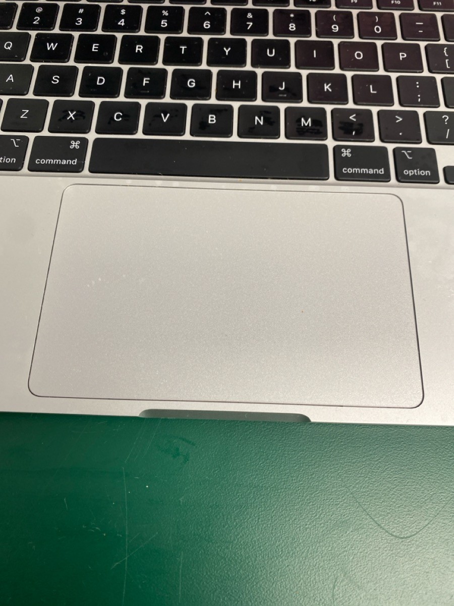 2022 Apple MacBook Air 13.6″ M2 3.5GHz 8GB RAM 512GB SSD A2681 (EZ5002472)