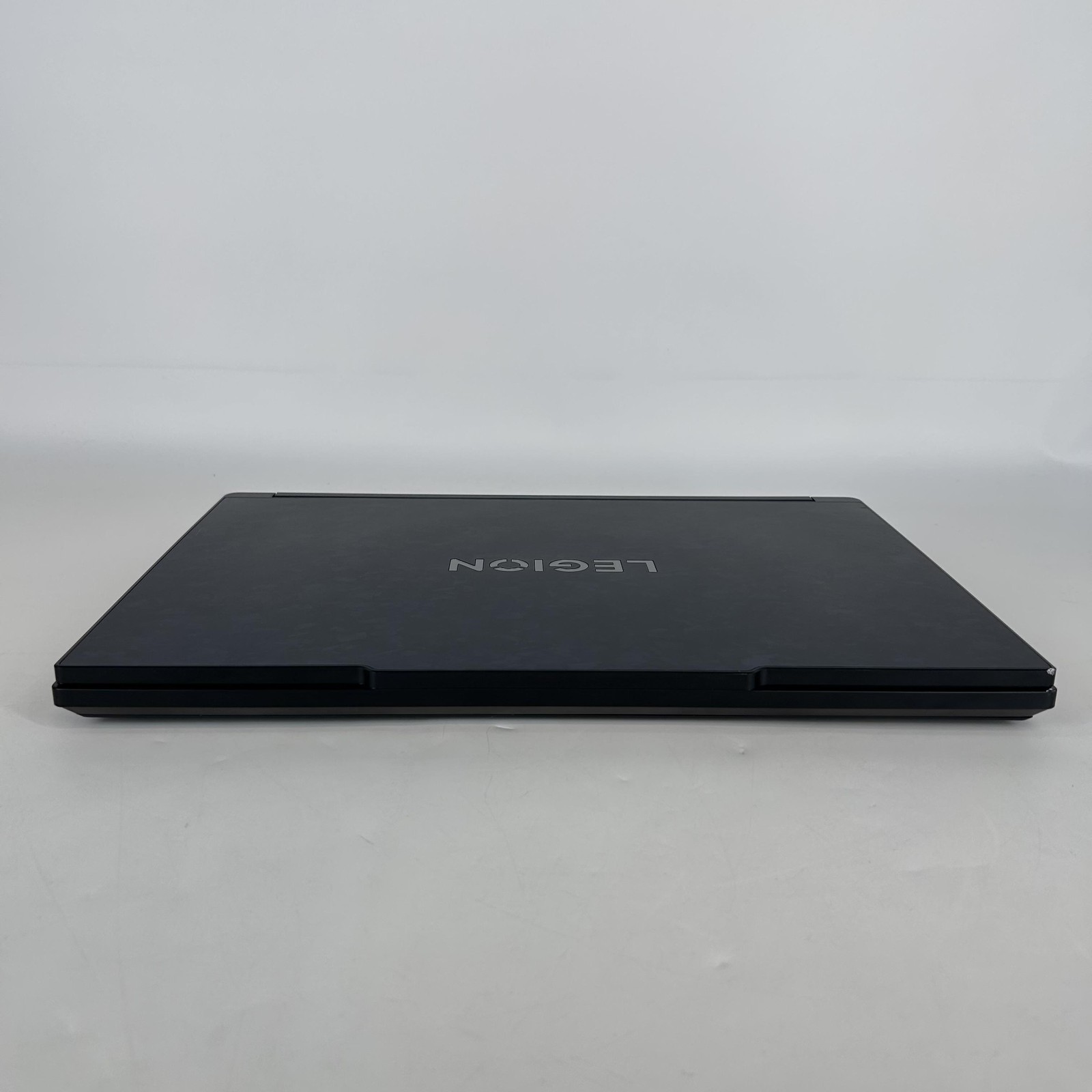 Lenovo Legion 9i Gen 10 18 UHD+ 2.7 GHz Ultra 9 275HX 64GB 2TB SSD RTX 5090 Good