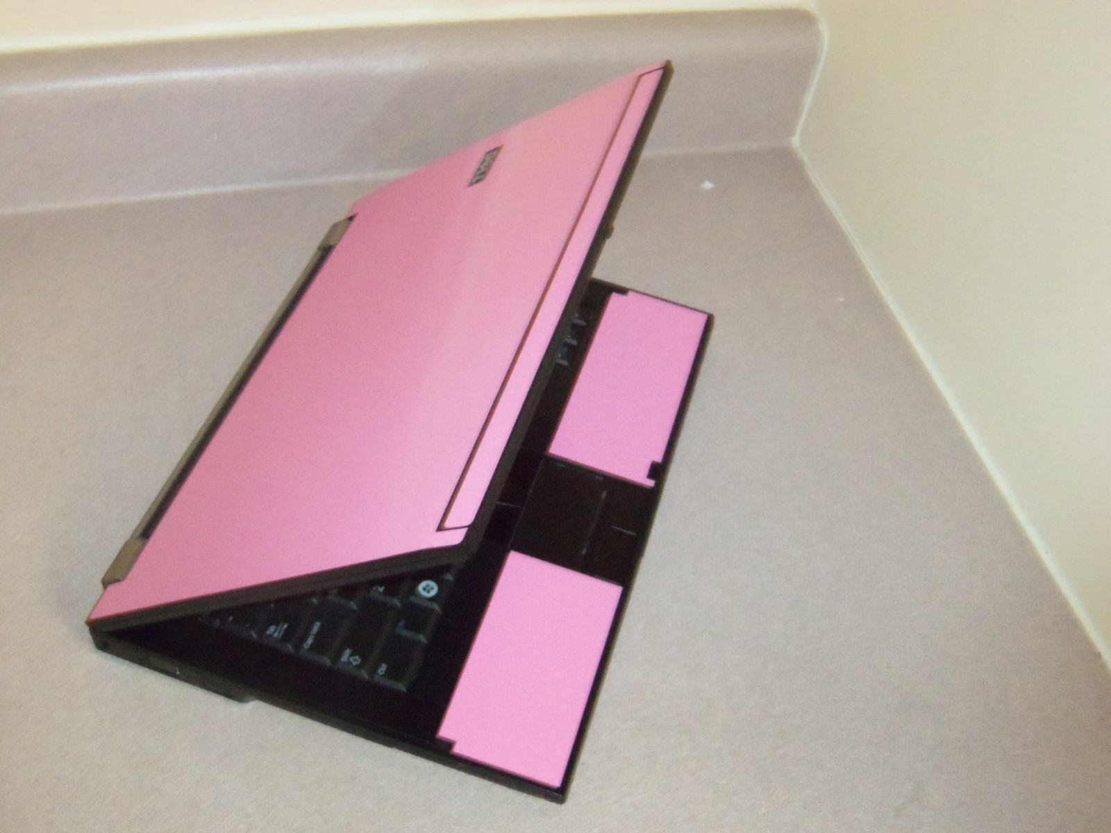 PINK LIGHT GAMING W/NVIDIA GPU i7 2.2.6740GHz 8G RAM,256GB SSD,WIN11,CAM,DVDRW