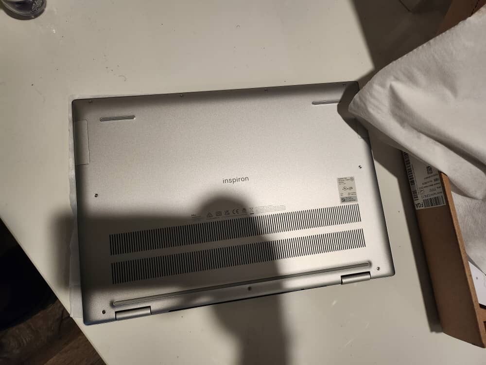 Dell Inspiron 15 3520 15.6” (256GB SSD, Intel Core i5 11th Gen., 4.50 GHz, 8GB)