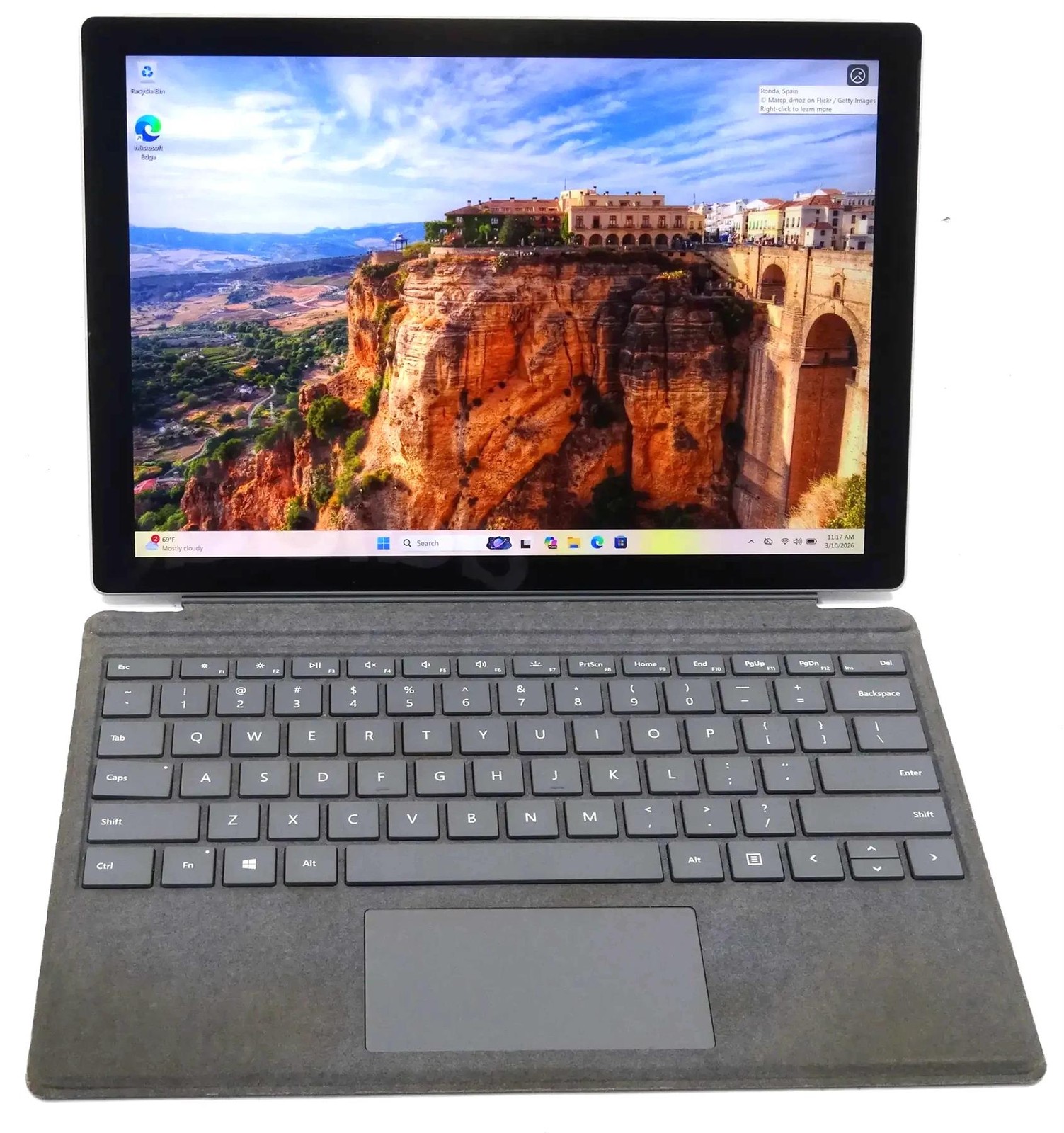 Microsoft Surface Pro 7 plus 1960 Core i5-1135G7 2.4GHz 8GB 256GB