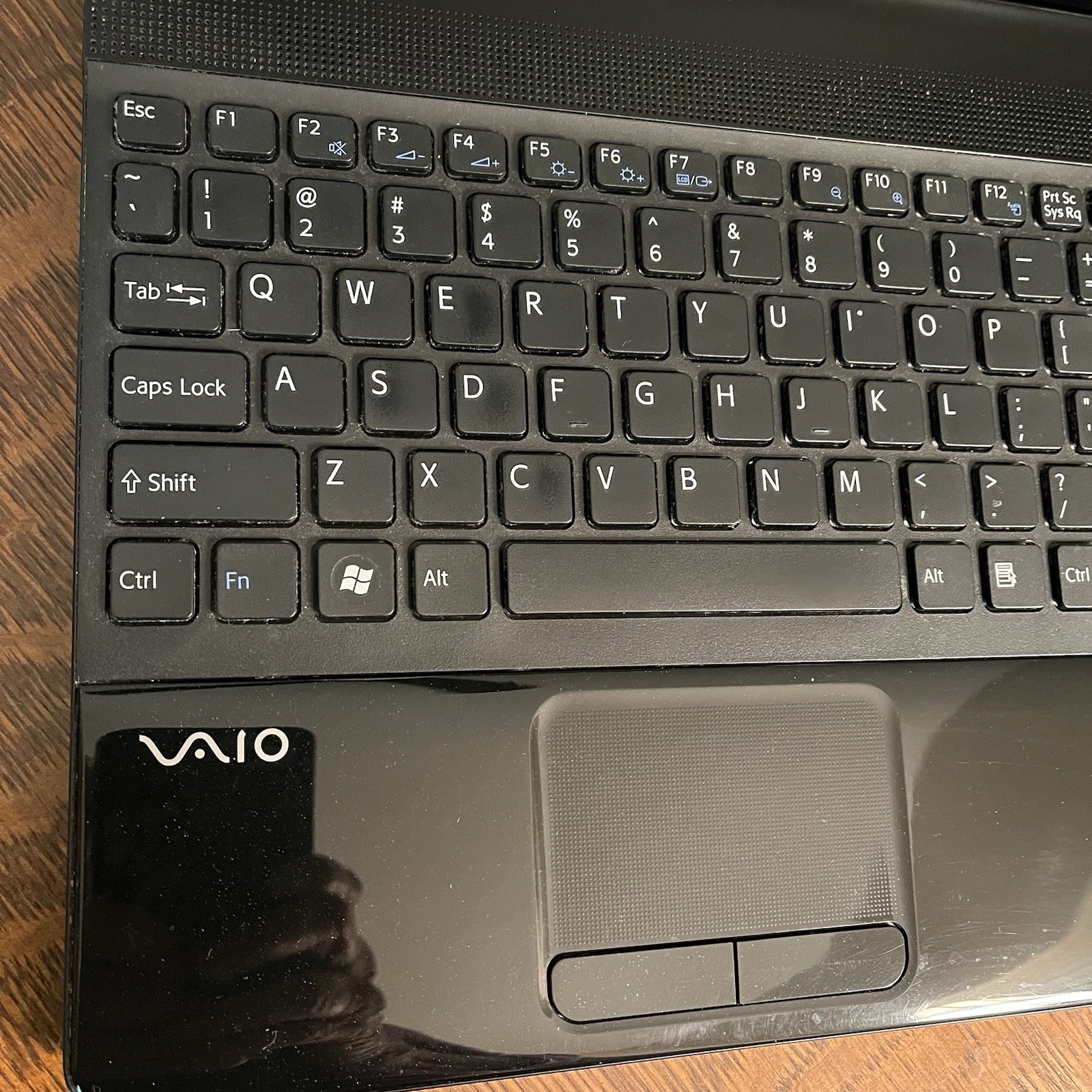 *READ* Sony Vaio VPCEB11GX Laptop Windows 7 Pro 262GB SSD Drive Upgrade Intel i3
