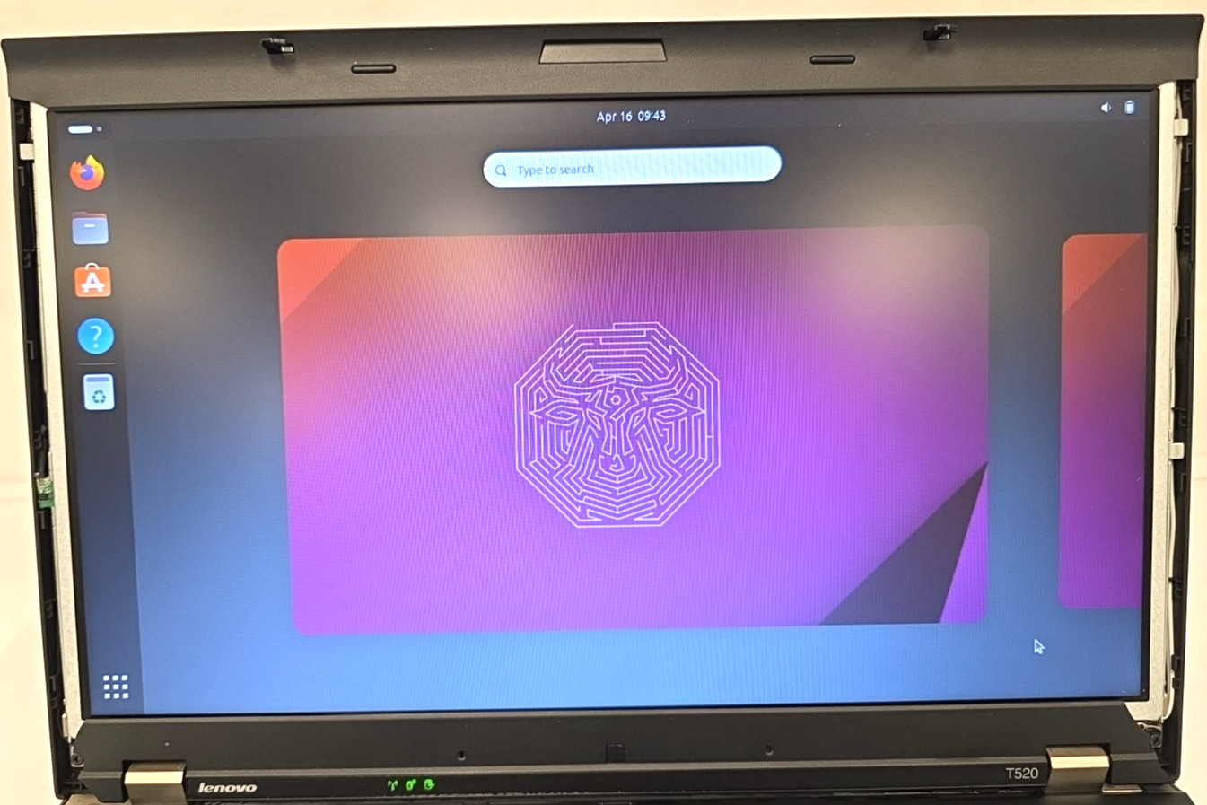 Lenovo ThinkPad T520| Intel Core i5-2520M| 4GB RAM| 320GB HDD| Linux Ubuntu