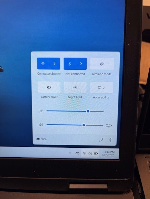 Dell Laptop Dual Boot Linux Mint/Windows 10 Pro, 8GB Ram, 256GB SSD, DVD, HDMI